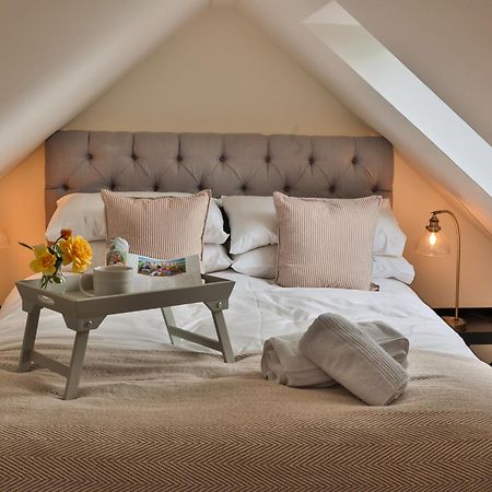 Villa Oak Tree Hideaway Whitchurch  Exterior foto